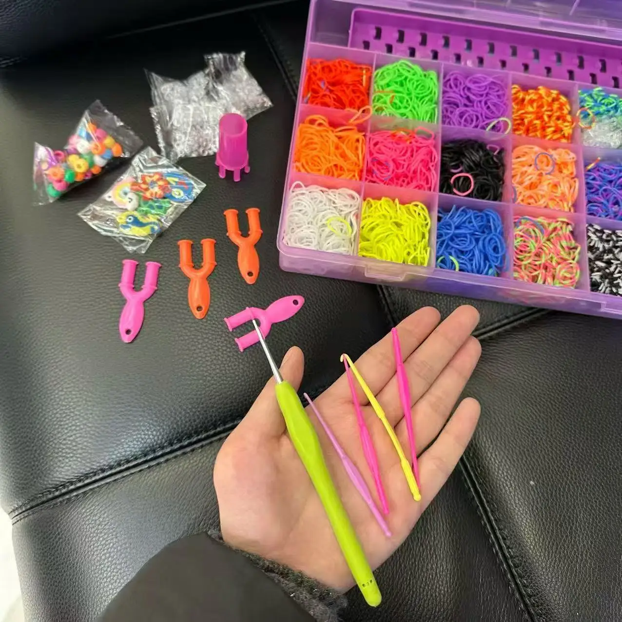 Beading - 4800 Loom Bands Kit, rubberen bandjes